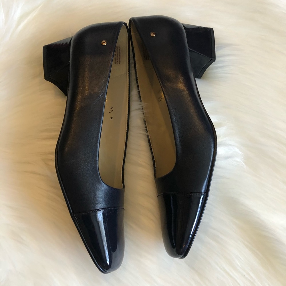 Etienne Aigner Siena Flat Black Leather Pumps 9.5N - Picture 5 of 12